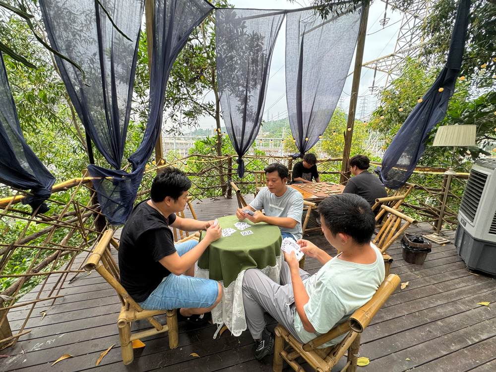 東(dōng)籬小(xiǎo)院(圖2)